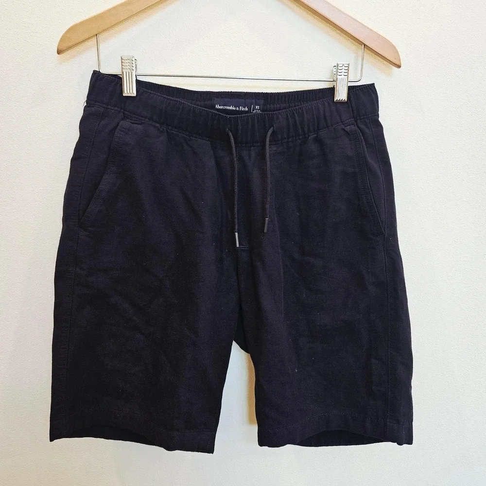 Abercrombie and Fitch Men's Pull On Relaxed Shorts Navy XS